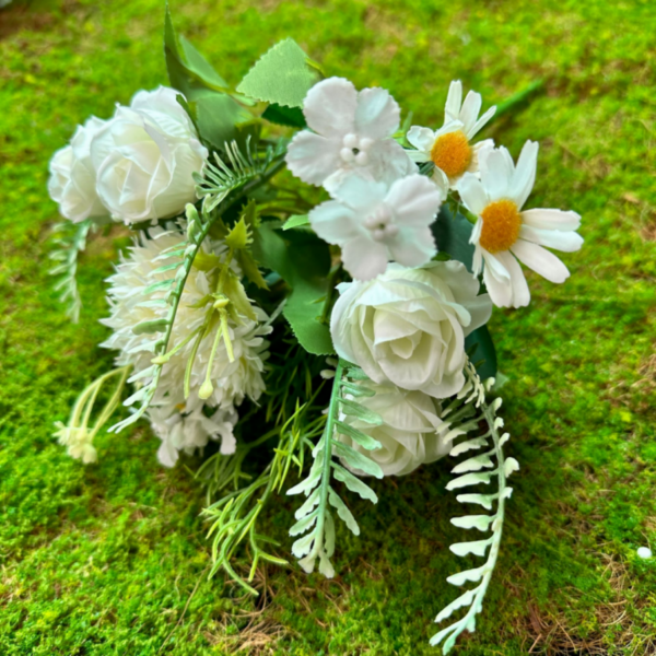 5-Head Brushed-Ball Mini Rose (White)