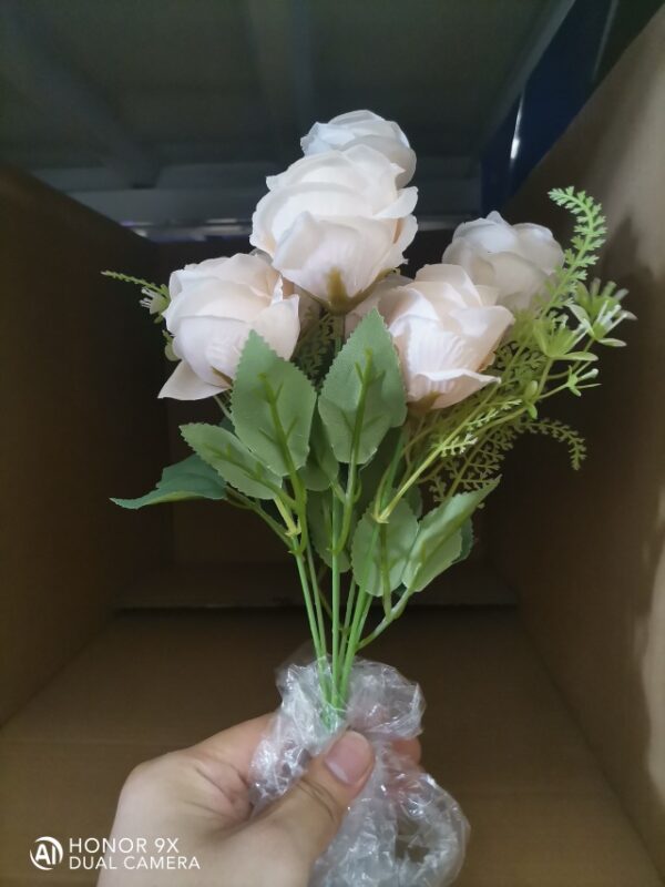 Artificial 7-Head Rose Mini Bundle (Champagne)